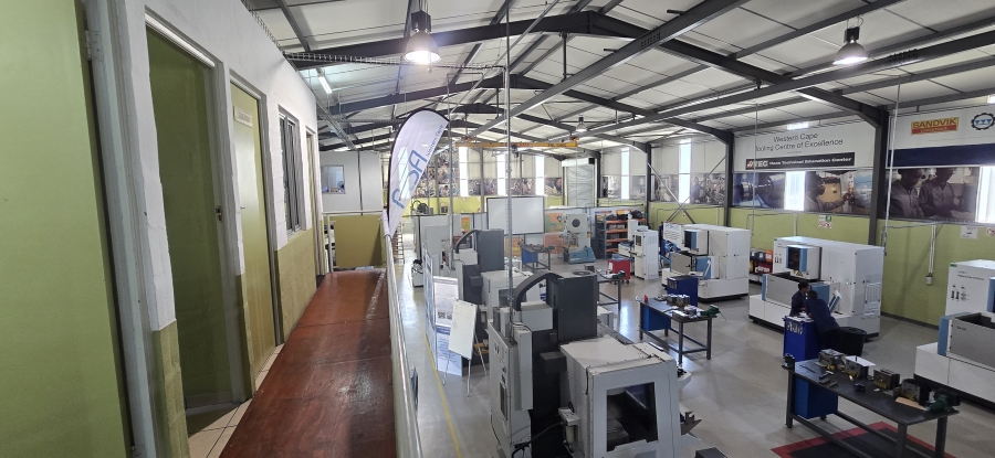 To Let commercial Property for Rent in Beaconvale Western Cape